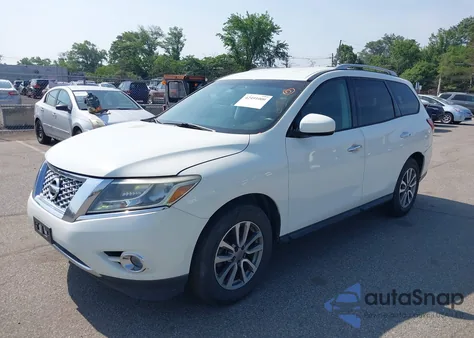 2015 Nissan Pathfinder z USA, uszkodzony, nr VIN 5N1AR2MN2FC686217
